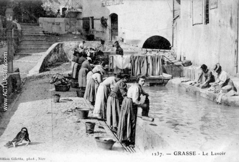 Carte postale ancienne de Grasse (06130) - Le lavoir - Actuacity