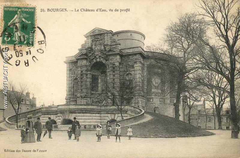 Le Chateau d'eau à Bourges