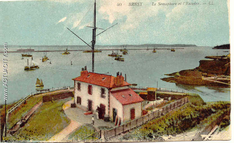 Brest : le sémaphore et l'escadre
