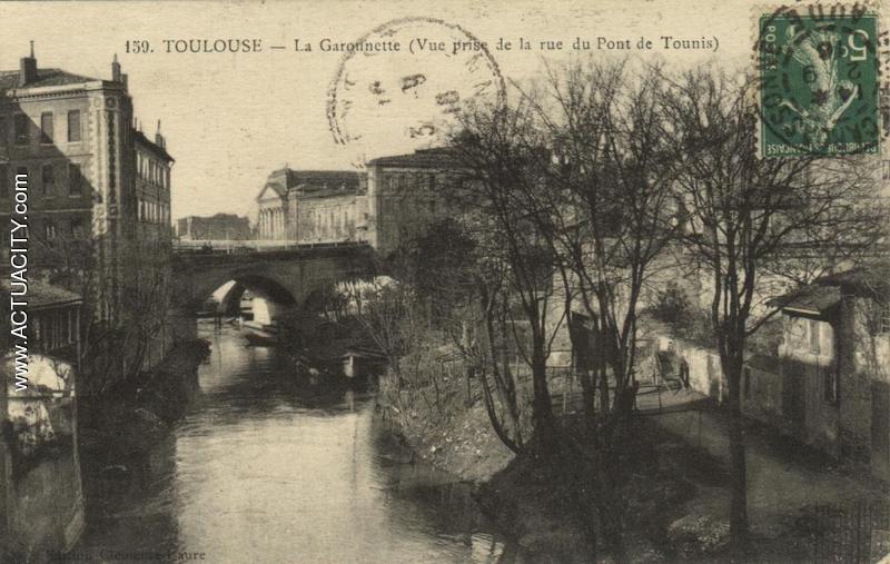 N&B-159-La Garonnette (vue prise de la rue du Pont de Tounis)
