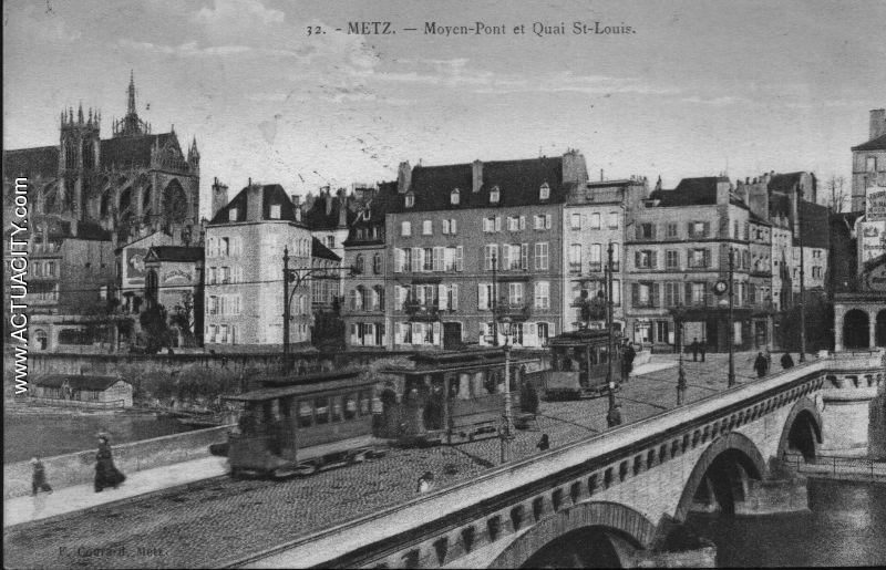 Moyen-Pont et Quai Saint-Louis