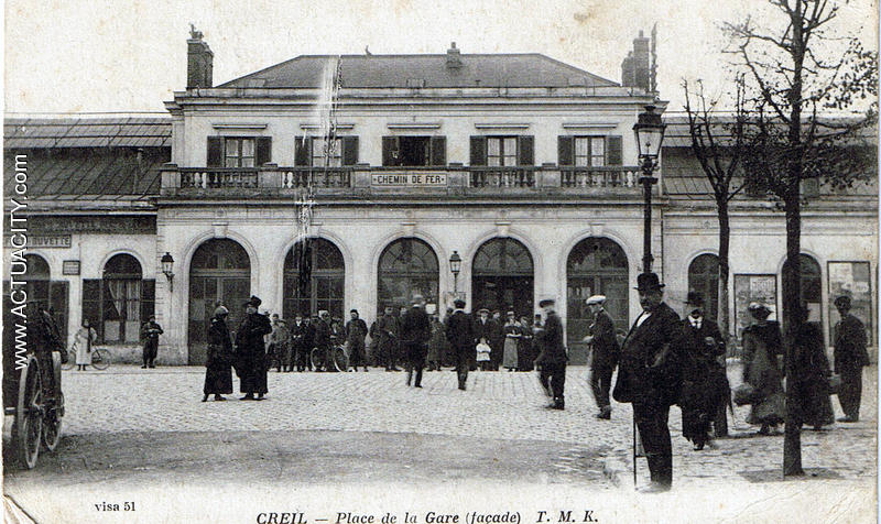 CREIL
Place de la Gare(façade)