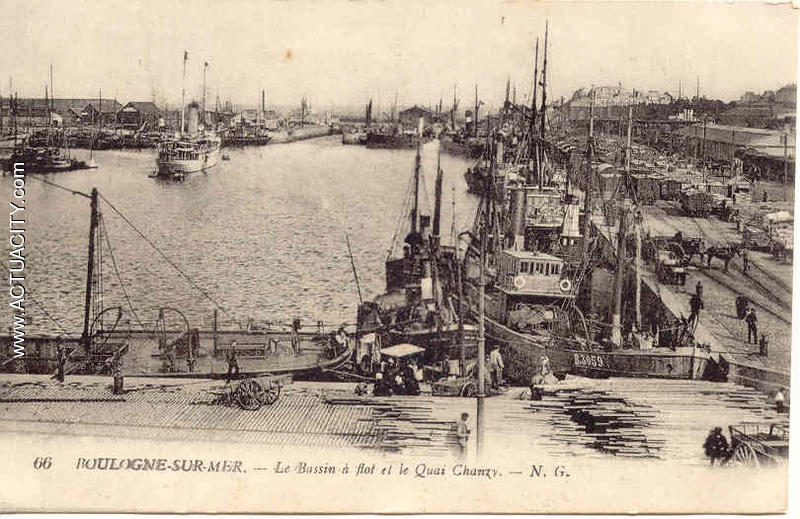 Boulogne-sur-mer : le bassin à flot et le quai Chanzy