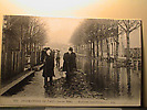 Crue de janvier1910 ; Le Boulevard Saint Germain inondé.