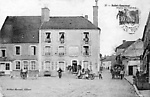 La Place du Marché — Autre vue de l'hôtel de La Madeleine et de la rue du Bel-Air
